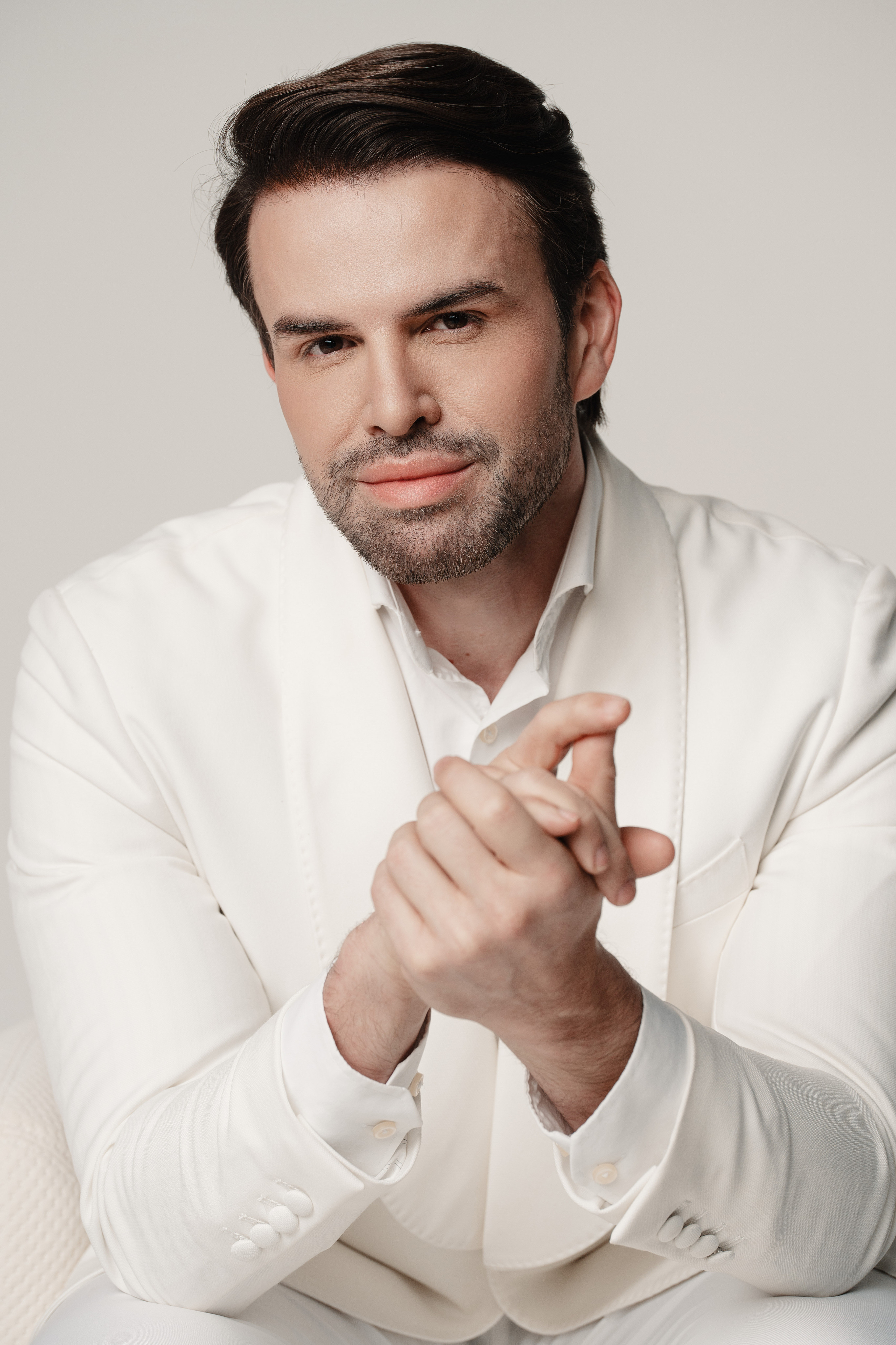 Dr. Jonas Lima — Cirurgião Plástico